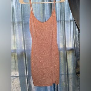 Medium short dress body con